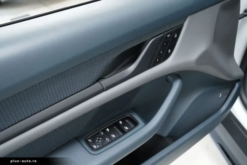 Porsche Taycan din 2021 cu 64.500 km - oferta POR170597 - foto 13