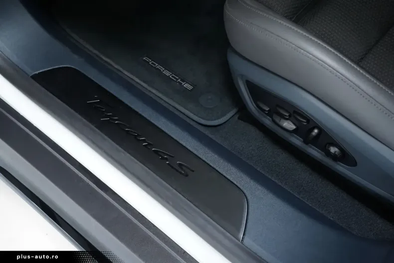 Porsche Taycan din 2021 cu 64.500 km - oferta POR170597 - foto 14