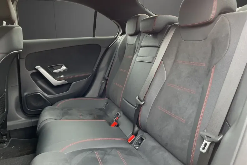 Mercedes-Benz A 250 din 2024 cu 24.900 km - oferta MER170599 - foto 9