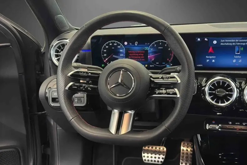 Mercedes-Benz A 250 din 2024 cu 7.943 km - oferta MER170601 - foto 19