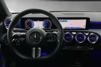 Mercedes-Benz A 250 din 2023 cu 4.080 km - oferta MER170602 - foto 8