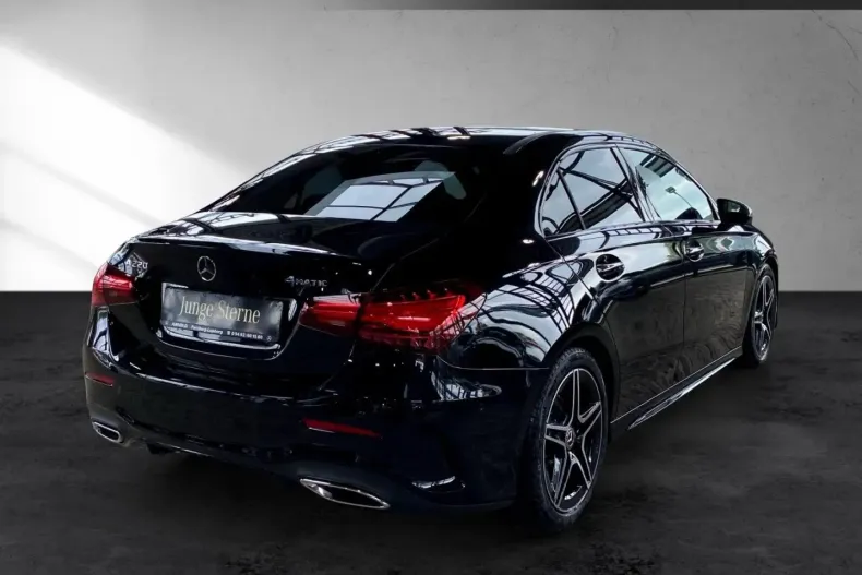 Mercedes-Benz A 220 din 2023 cu 4.970 km - oferta MER170603 - foto 5