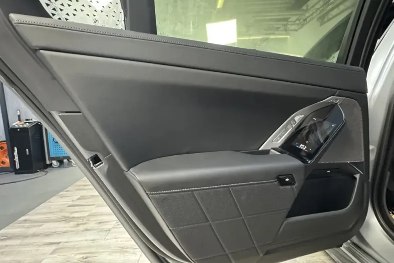 BMW 740 din 2024 cu 27.400 km - oferta BMW170615 - foto 21