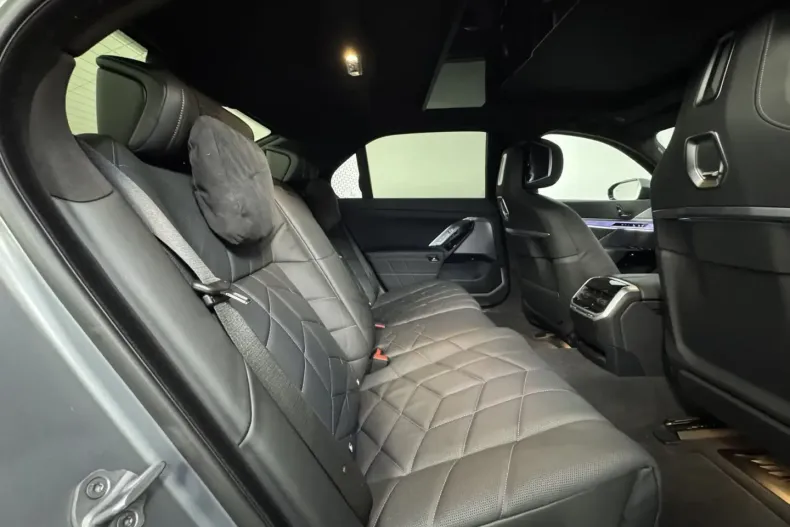 BMW 740 din 2024 cu 27.400 km - oferta BMW170615 - foto 27