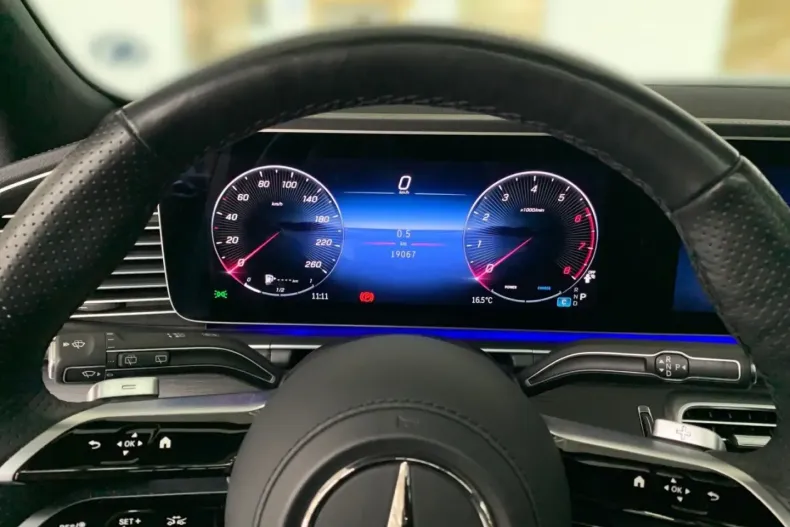 Mercedes-Benz GLE 450 din 2025 cu 19.066 km - oferta MER170628 - foto 7