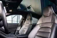 Porsche Taycan din 2021 cu 58.964 km - oferta POR170633 - foto 12