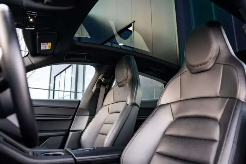 Porsche Taycan din 2021 cu 58.964 km - oferta POR170633 - foto 12