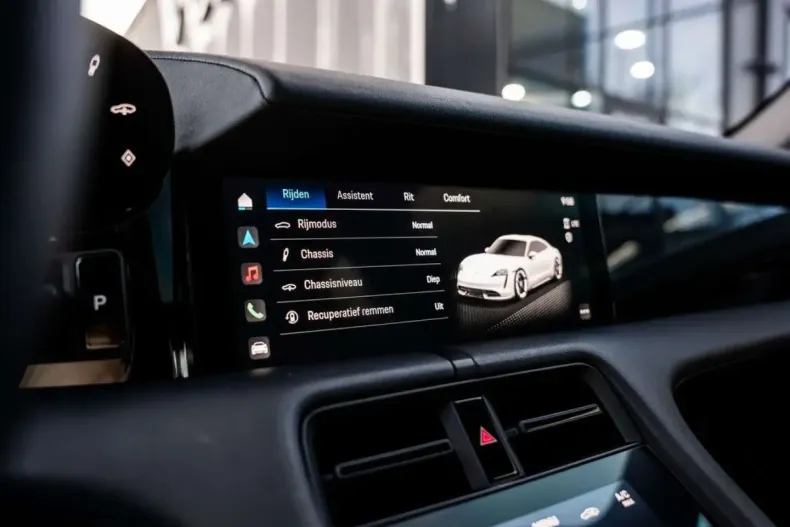 Porsche Taycan din 2021 cu 58.964 km - oferta POR170633 - foto 15