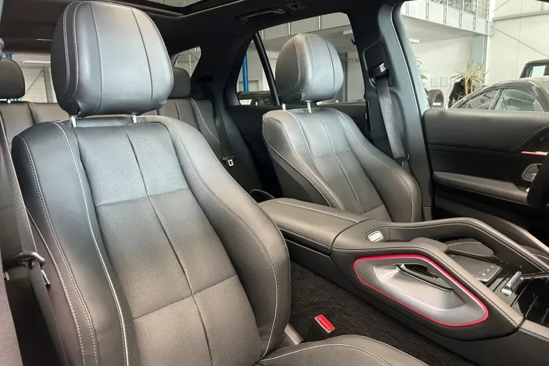 Mercedes-Benz GLE 450 din 2024 cu 24.320 km - oferta MER170635 - foto 5