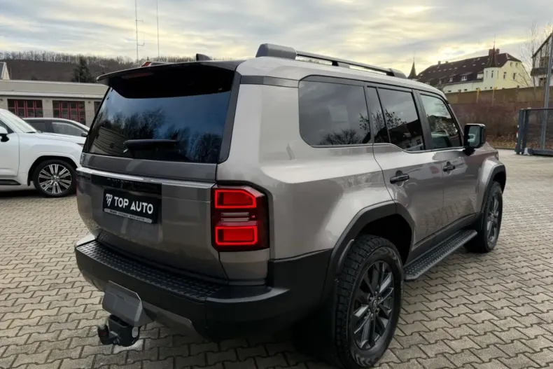 Toyota Land Cruiser din 2024 cu 36.234 km - oferta TOY170636 - foto 6