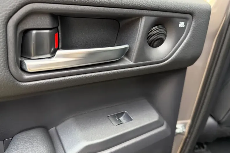 Toyota Land Cruiser din 2024 cu 36.234 km - oferta TOY170636 - foto 25