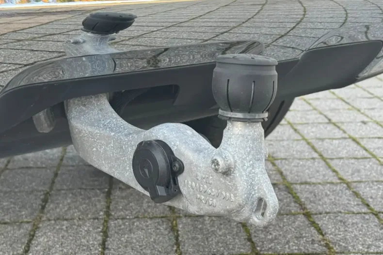 Mercedes-Benz GLE 450 din 2024 cu 18.300 km - oferta MER170637 - foto 19