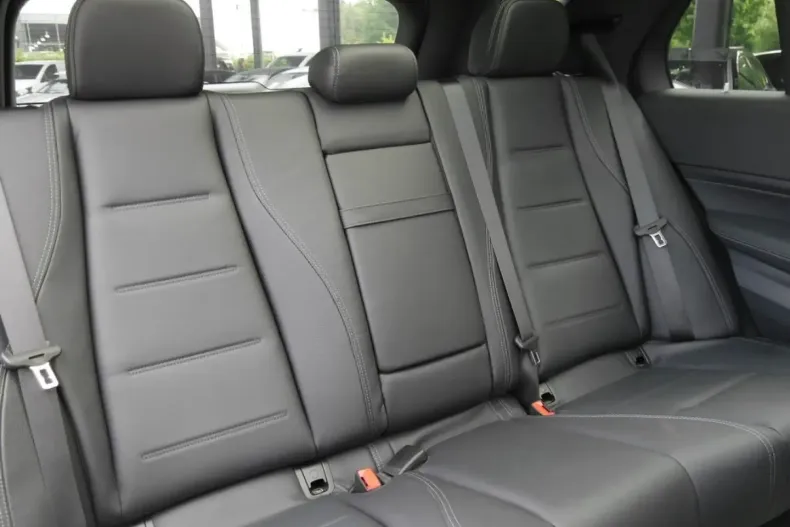 Mercedes-Benz GLE 580 din 2024 cu 26.618 km - oferta MER170638 - foto 4