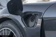 Porsche Taycan din 2021 cu 99.864 km - oferta POR170640 - foto 8