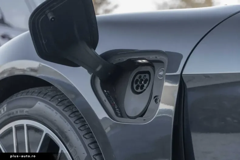 Porsche Taycan din 2021 cu 99.864 km - oferta POR170640 - foto 8