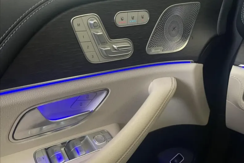 Mercedes-Benz GLE 400 din 2022 cu 53.230 km - oferta MER170644 - foto 13