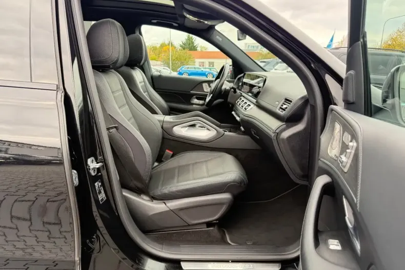 Mercedes-Benz GLE 580 din 2022 cu 54.127 km - oferta MER170650 - foto 15