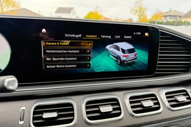 Mercedes-Benz GLE 580 din 2022 cu 54.127 km - oferta MER170650 - foto 31