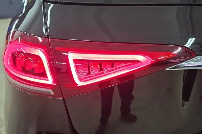 Mercedes-Benz GLE 580 din 2022 cu 41.667 km - oferta MER170652 - foto 12