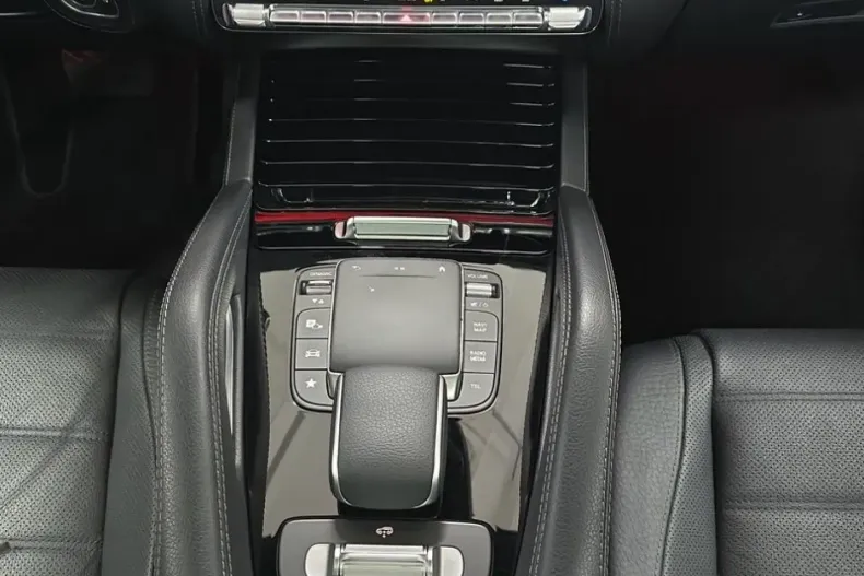 Mercedes-Benz GLE 580 din 2022 cu 41.667 km - oferta MER170652 - foto 17