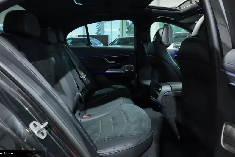 Mercedes-Benz E 220 din 2024 cu 13.000 km - oferta MER170653 - foto 17