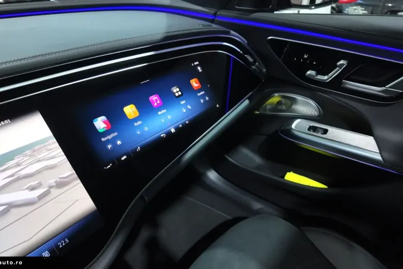 Mercedes-Benz E 220 din 2024 cu 13.000 km - oferta MER170653 - foto 18