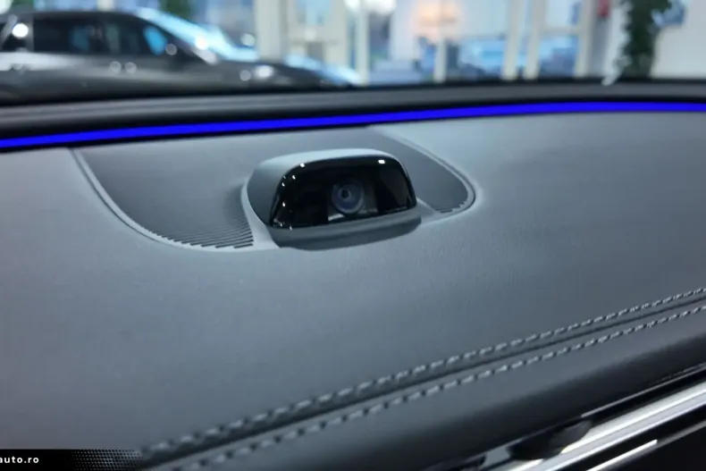 Mercedes-Benz E 220 din 2024 cu 13.000 km - oferta MER170653 - foto 30