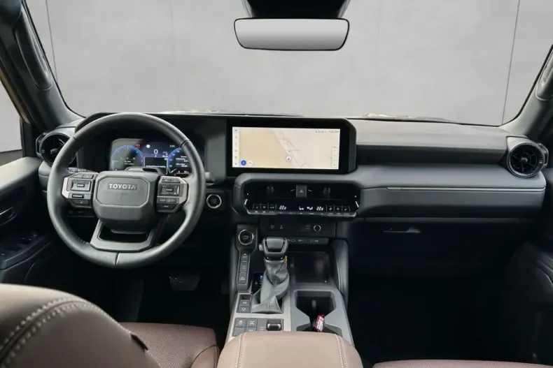 Toyota Land Cruiser din 2024 cu 18.750 km - oferta TOY170654 - foto 12