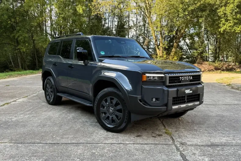 Toyota Land Cruiser din 2024 cu 25.000 km - oferta TOY170657 - foto 1