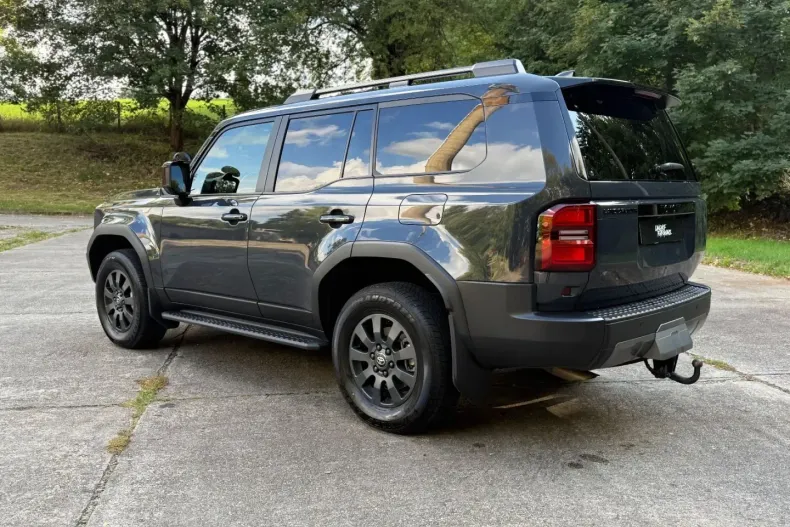 Toyota Land Cruiser din 2024 cu 25.000 km - oferta TOY170657 - foto 3