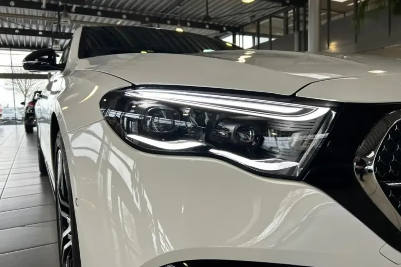 Mercedes-Benz E 200 din 2024 cu 20.400 km - oferta MER170658 - foto 18