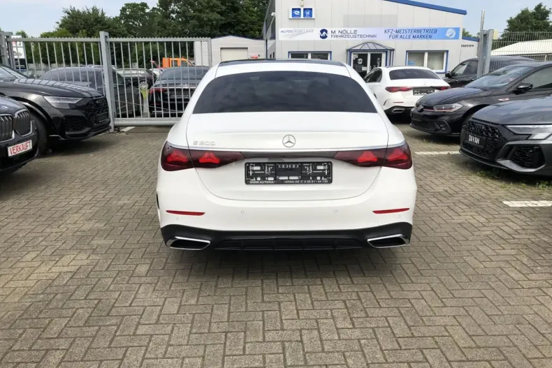 Mercedes-Benz E 200 din 2025 cu 11.901 km - oferta MER170659 - foto 5