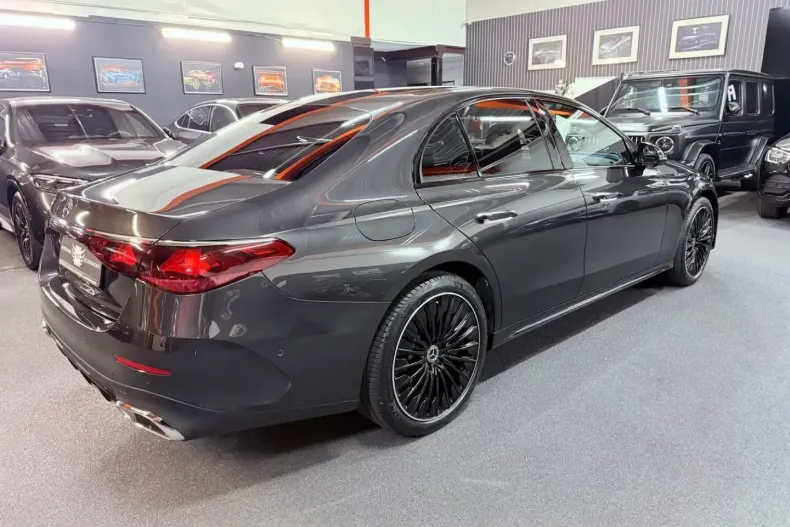 Mercedes-Benz E 300 din 2024 cu 8.000 km - oferta MER170660 - foto 11