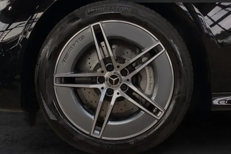 Mercedes-Benz E 300 din 2024 cu 14.390 km - oferta MER170663 - foto 17