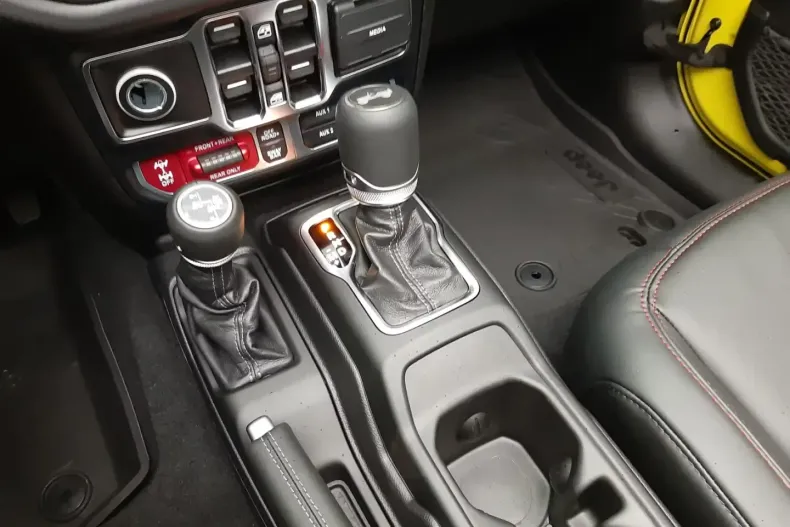 Jeep Wrangler din 2024 cu 50 km - oferta JEE170664 - foto 14