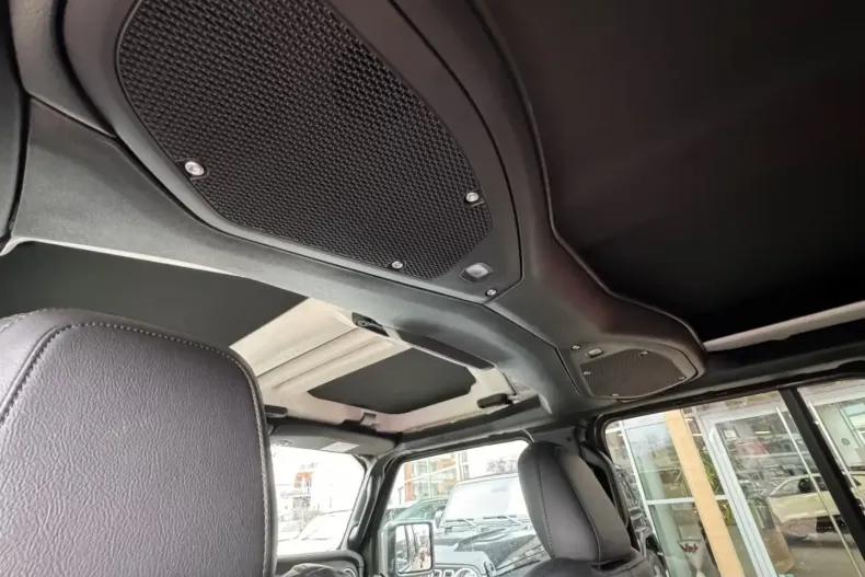 Jeep Wrangler din 2024 cu 154 km - oferta JEE170665 - foto 18