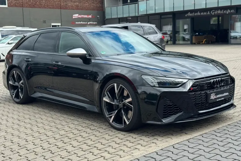 Audi RS6 din 2023 cu 56.500 km - oferta AUD170668 - foto 1