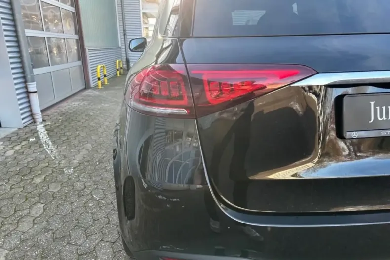 Mercedes-Benz GLE 400 din 2022 cu 20.510 km - oferta MER170669 - foto 11