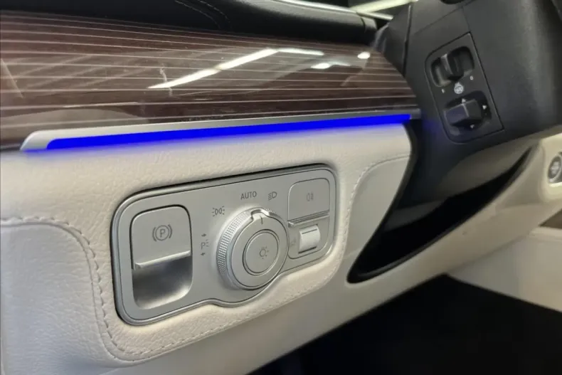 Mercedes-Benz GLE 580 din 2023 cu 61.261 km - oferta MER170671 - foto 11