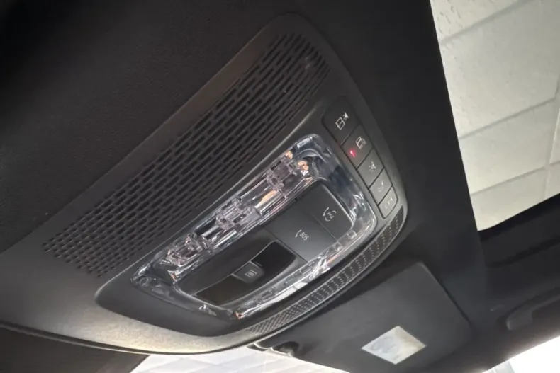 Mercedes-Benz GLE 580 din 2022 cu 59.888 km - oferta MER170673 - foto 23