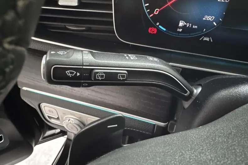 Mercedes-Benz GLE 580 din 2022 cu 59.888 km - oferta MER170673 - foto 25