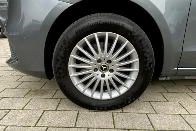 Mercedes-Benz V 220 din 2021 cu 86.423 km - oferta MER170678 - foto 9