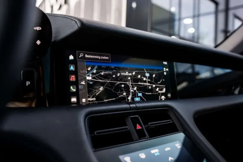 Porsche Taycan din 2021 cu 58.964 km - oferta POR170679 - foto 21