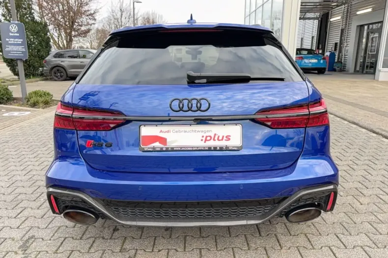 Audi RS6 din 2023 cu 49.691 km - oferta AUD170684 - foto 4