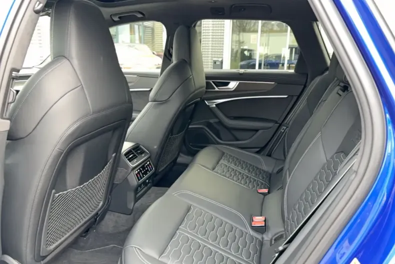 Audi RS6 din 2023 cu 49.691 km - oferta AUD170684 - foto 11