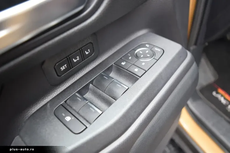 Toyota Land Cruiser din 2024 cu 14.500 km - oferta TOY170688 - foto 12