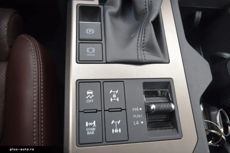 Toyota Land Cruiser din 2024 cu 14.500 km - oferta TOY170688 - foto 23