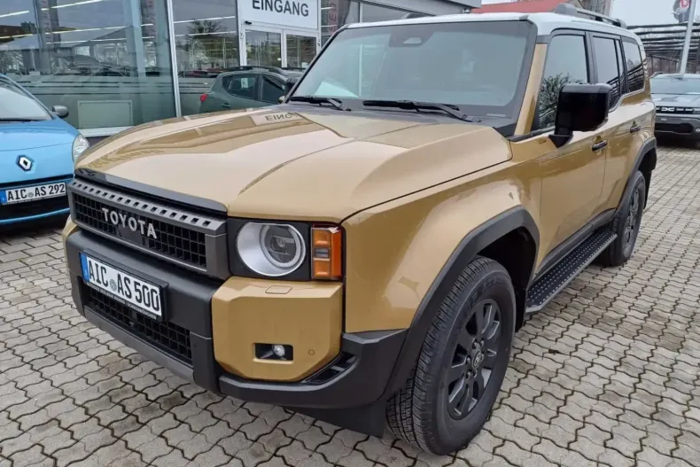 Toyota Land Cruiser din 2024 cu 3.900 km - oferta TOY170691 - foto 2