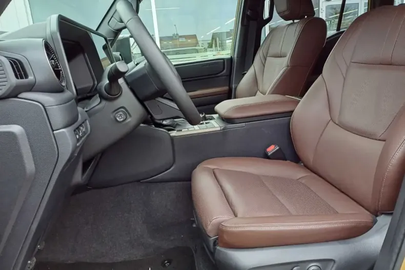 Toyota Land Cruiser din 2024 cu 3.900 km - oferta TOY170691 - foto 6