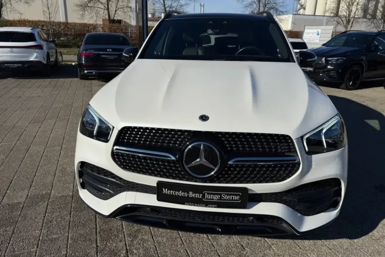 Mercedes-Benz GLE 580 din 2021 cu 67.858 km - oferta MER170693 - foto 2